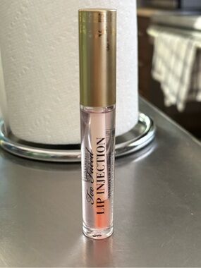 Too Faced Lip Injection Glossy Lip Plumper - Pale Pink